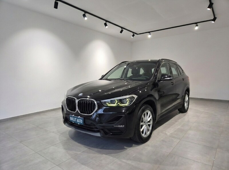 BMW X1            (F48)
